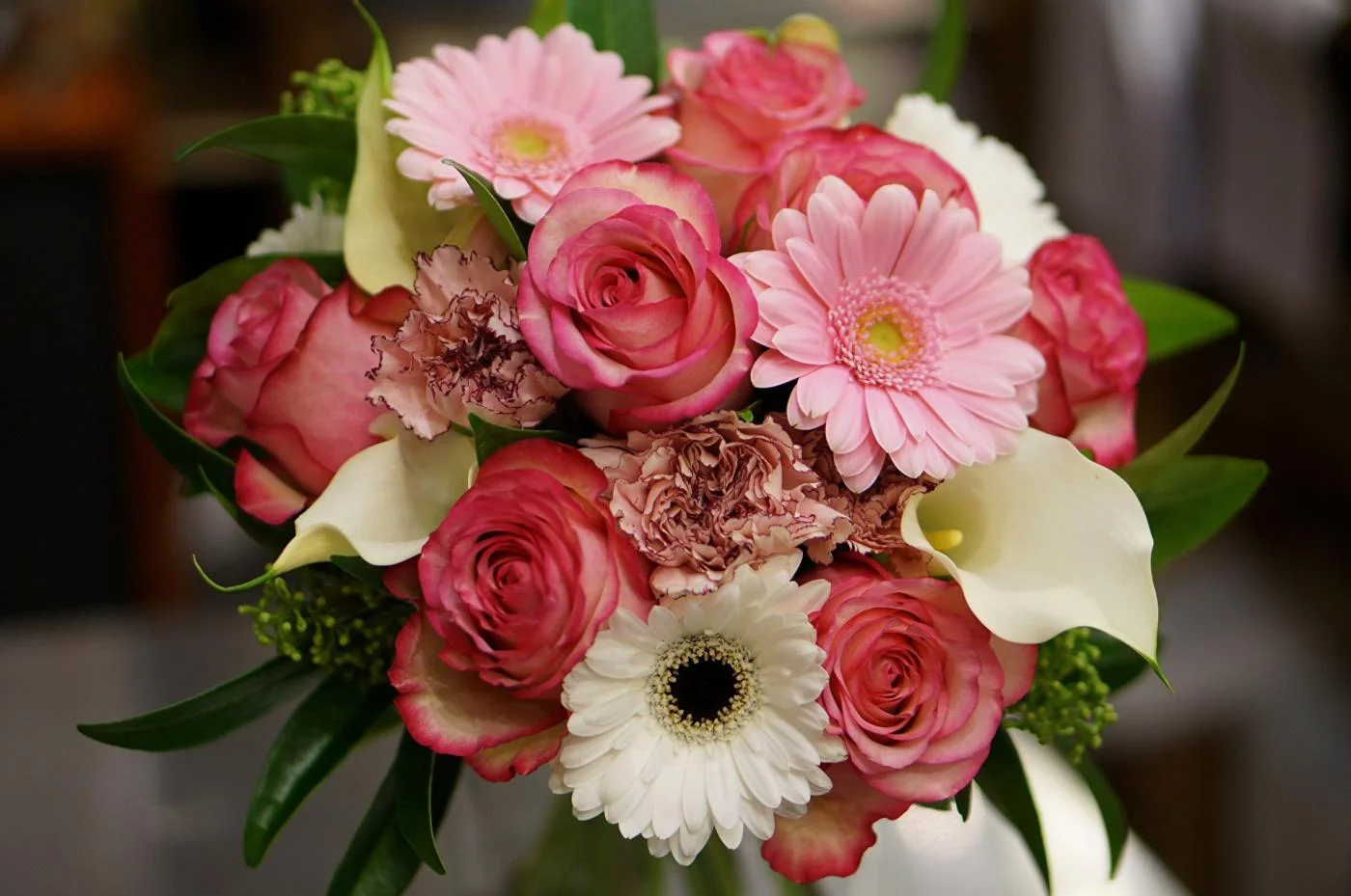 С Праздником!