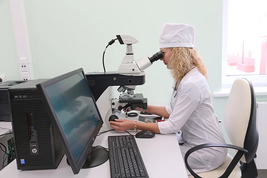 Сроки проведения лабораторных исследований в новом корпусе областной больницы сократились до трех-девяти дней