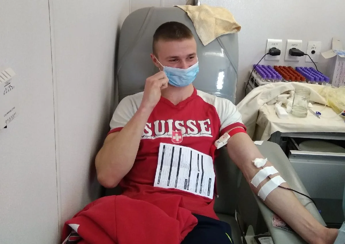 В городе Гусеве состоялась выездная акция, под девизом «СOVID — не победит!»