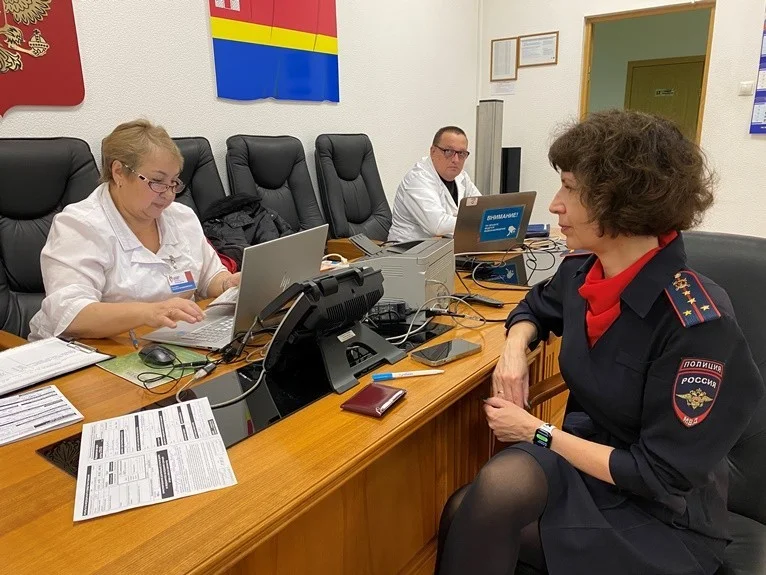 В Западном линейном управлении МВД России на транспорте состоялся выездной День донора