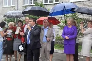 Семь новых машин скорой медицинской помощи вышли на линии в муниципалитетах области Семь новых машин скорой медицинской помощи вышли на линии в муниципалитетах области