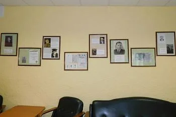 В Городской детской стоматологической поликлинике проходит фотовыставка «Бессмертный полк»