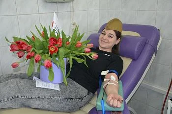 Накануне Международного женского дня на станции переливания крови Калининградской области состоялось праздничное мероприятие