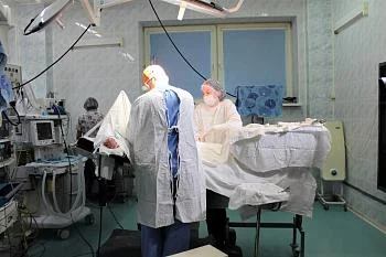 Врачи областной больницы выполнили уникальную для региона хирургическую операцию  Врачи областной больницы выполнили уникальную для региона хирургическую операцию