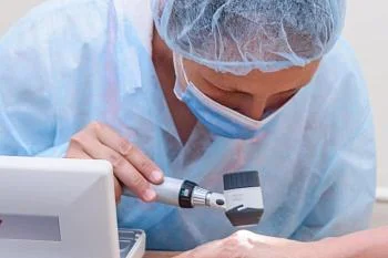 В Калининграде пройдет месяц диагностики меланомы